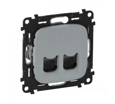 Valena ALLURE Информационная розетка двойная RJ45 Кат.6 UTP, с лицевой панелью. Цвет: Алюминий (арт. 753043+755426)