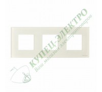 Рамка 3-постовая, серия Zenit, стекло белое (арт. N2273 CB)