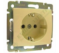 Valena Розетка силовая 2К+З со шторками, 16А,250V, цвет: Слоновая кость (арт. 774321)