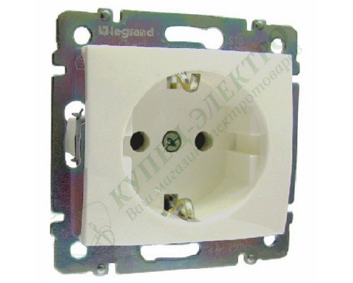 Valena Розетка силовая 2К+З со шторками, 16А,250V, цвет: Белый (арт. 774321)