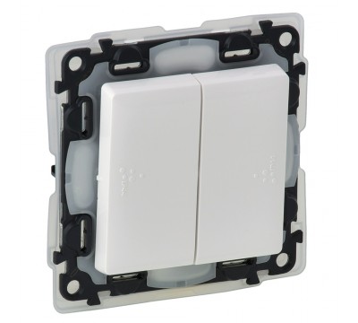 Valena LIFE IP44 Выключатель двухклавишный 10А 250В, IP44, с лицевой панелью, безвинтовые зажимы. Цвет: Белый (арт. 752155)