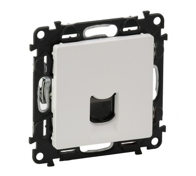 Valena LIFE Компьютерная розетка одиночная RJ45 кат.6 UTP с лицевой панелью. Цвет: Белый (арт. 753042+755410)