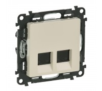 Valena LIFE Компьютерная розетка двойная RJ45 Кат.5е UTP с лицевой панелью. Цвет: Слоновая кость (арт. 753041+755421)